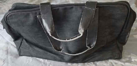 Photo of free Givenchy Leather Holdall (Lower Place OL16) #3