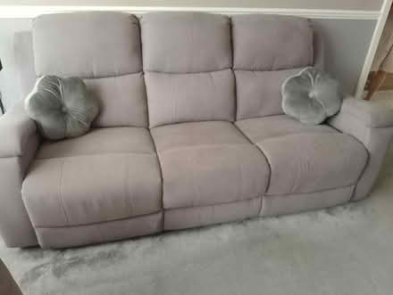 Photo of free Sofa & chairs (East Hull) #1