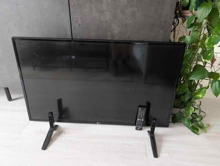 Photo of free TV 40 inch LG smart TV (Chargrove GL53) #1