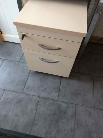 Photo of free New filling draws cabinet lockable (Rise Park NG5) #1