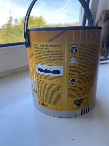 Photo of free Yellow paint (DE56 belper) #2