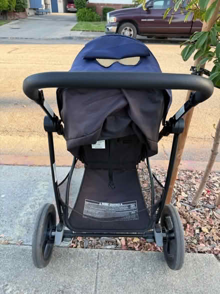 Photo of free Grace hooded stroller (1075 Valencia Avenue) #3