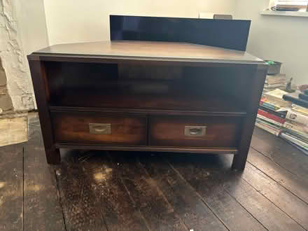 Photo of free Tv stand (Se25) #1