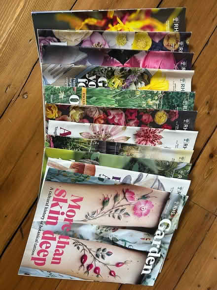 Photo of free RHS Garden Magazines 2025 (Montreal Park TN13) #1