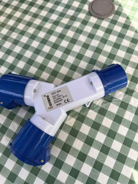 Photo of free Electric hook up adapter / splitter (Penkhull, Stoke. ST4) #1