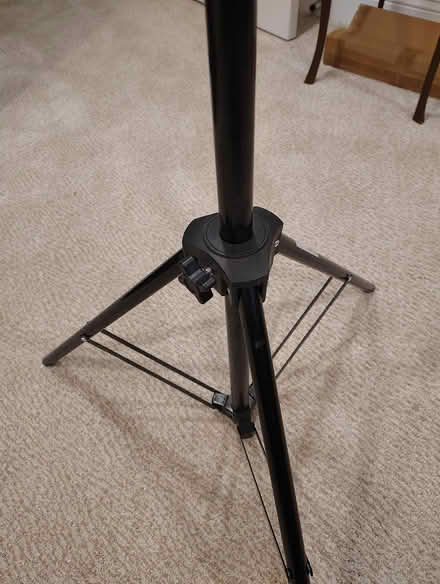 Photo of free Interfit Cor 750 tripod (Yorba Linda) #2