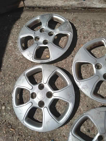 Photo of free Kia 14" wheel trims (CT13) #3