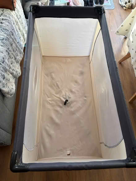 Photo of free Travel cot (AL3 St Albans) #1