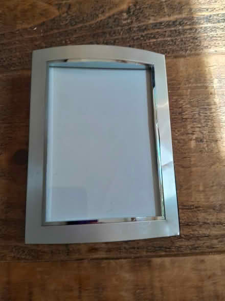 Photo of free Picture frame photo album (Earley RG6) #1