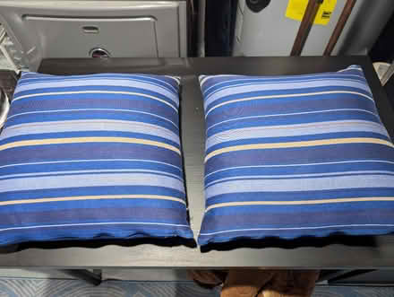 Photo of free Throw pillows (Brentwood) #4