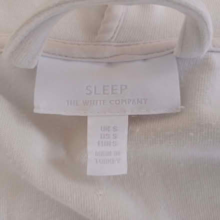 Photo of free white company lady’s dressing gown (Denham UB9) #1