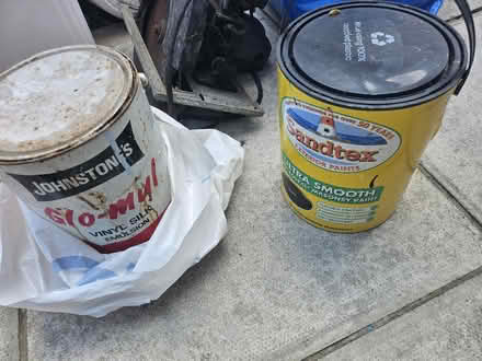 Photo of free Garden paint and silk emulsion (Swinton M27) #1