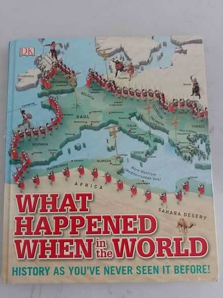 Photo of free DK children's history book (Bennetts end HP3) #1