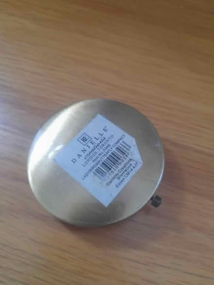 Photo of free Compact Mirror (Welling DA16) #3