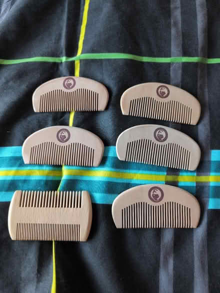 Photo of free Wooden beard combs (Swinton M27) #1