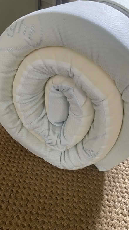 Photo of free Thick double mattress topper, excellent condition (Lyneham OX7) #1