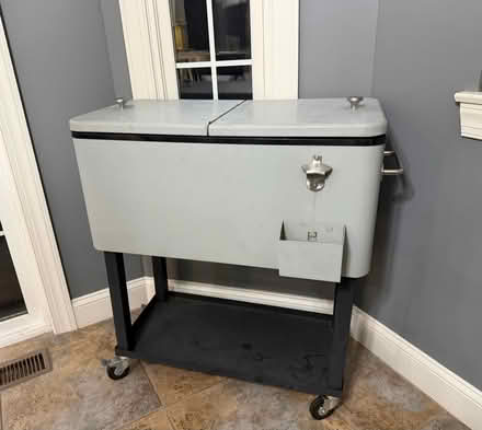 Photo of free Cooler - elevated (near TurkPark 1) #1