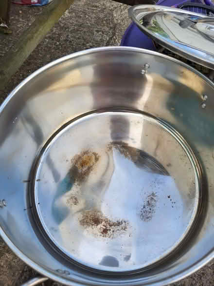 Photo of free A very large pot (New Marston OX3) #2
