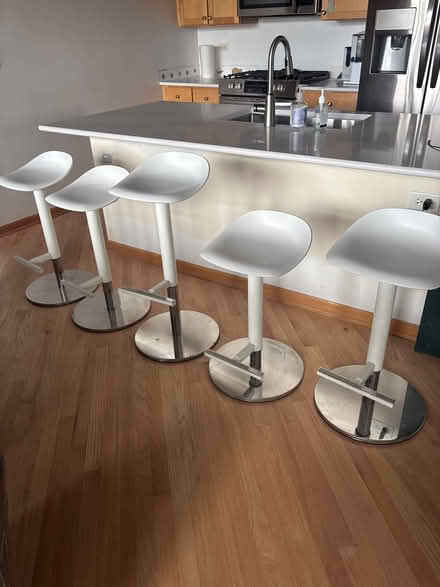 Photo of free 5 IKEA white adjustable bar stools (Madison st and Des plaines) #1