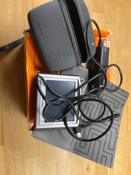 Photo of free Tomtom 1 satnav (Pyrford GU22) #1