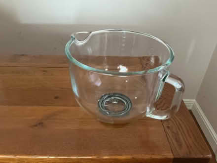 Photo of free KMIX Glass mixing bowl (Sanderstead CR2) #1