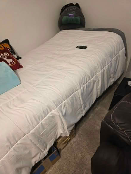 Photo of free Retractable Twin Bed (Pleasant Grove/Prairie Creek) #2