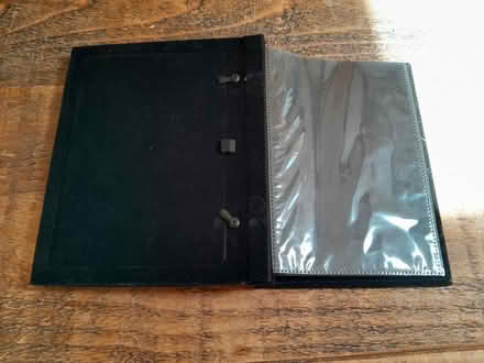 Photo of free Picture frame photo album (Earley RG6) #2