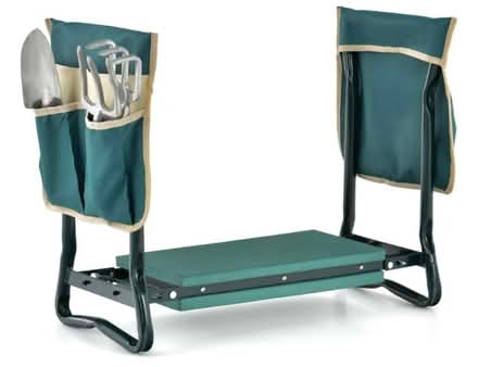Photo of Garden kneeler (St Claire Gardens) #1