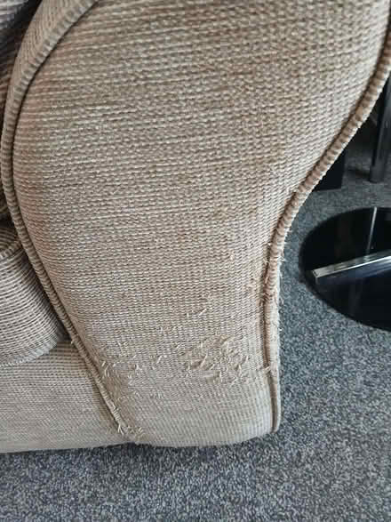 Photo of free Sofa (Penge SE20) #3