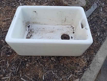 Photo of free Belfast Sink (wrexham LL13) #1