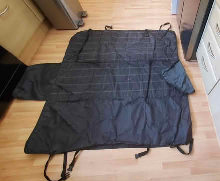 Photo of free Car seat cover for dog (Stevenage, Great Ashby, SG1) #1