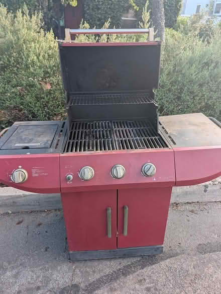 Photo of free BBQ Grill (La Crescenta) #1