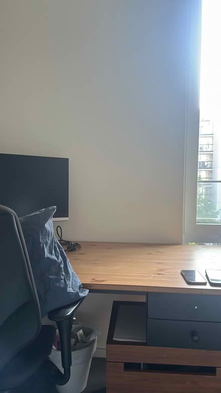Photo of free Office desk (East Village E20) #2