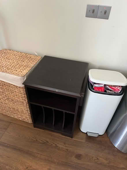 Photo of free vinyl player stand (Milner Place N1) #1