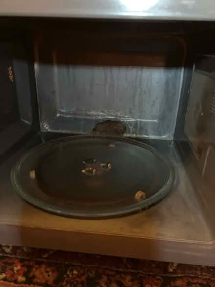 Photo of free Microwave (Hereford HR4) #2