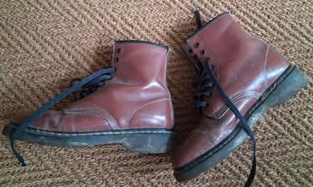 Photo of free DMs size 8 (Craig-y-don LL30) #1