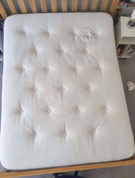 Photo of free King size Silentnight pocket sprung mattress (2000 springs) (New Malden KT3) #1