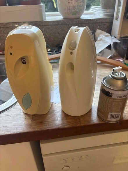 Photo of free 2 automatic air freshener sprays (Ball Hill CV2) #1
