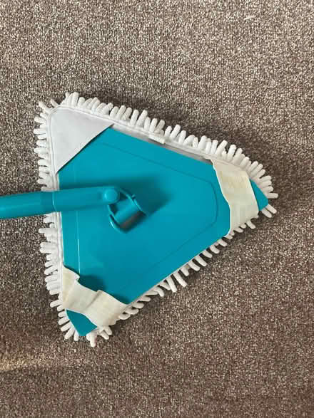 Photo of free Triangle head mop, extendable. (Strood ME2) #1