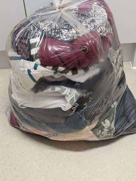 Photo of free Massive bag mixed clothes (The Highlands TN39) #1
