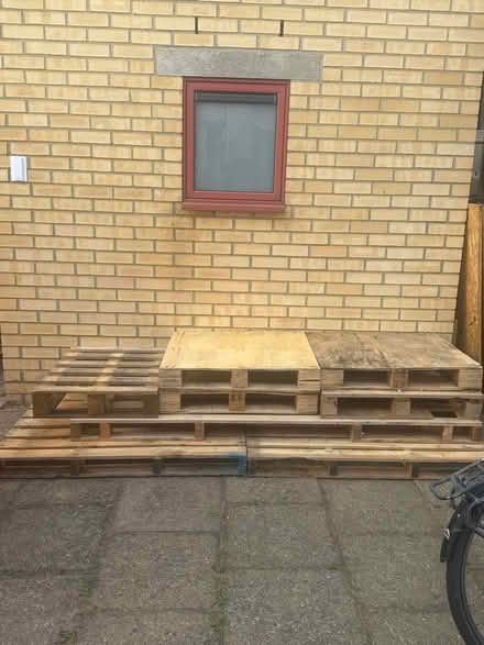 Photo of free Pallets (Peckham, SE15) #1