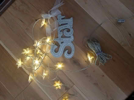 Photo of free Snowflake lights and Star wooden sign (Buggs Bottom RG4) #1