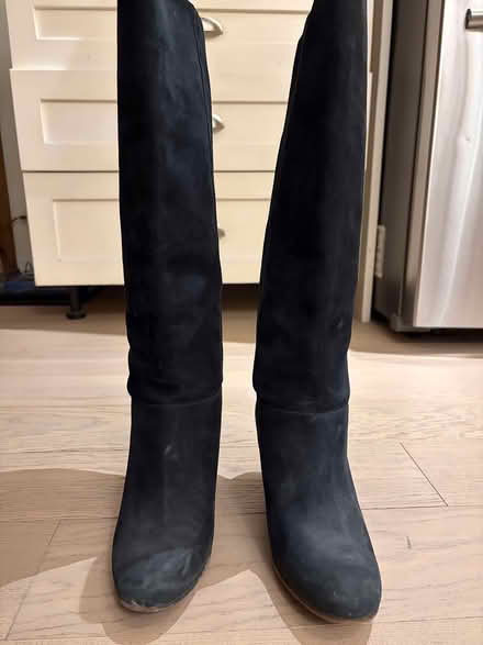 Photo of free Women's suede dress boots (Near Christie Pits) #1