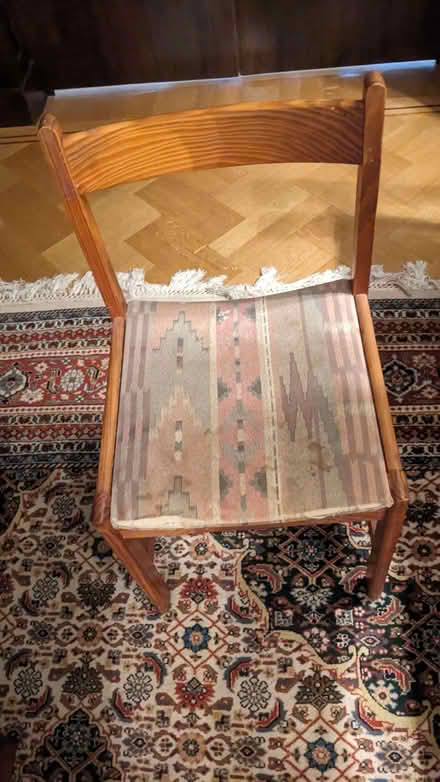 Photo of free kitchen chairs (Hampton Hill TW12) #1