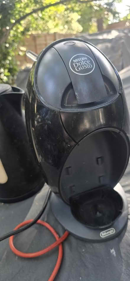 Photo of free Nescafé Dolce Gusto and kettle (The Ridgeway Way E4) #3