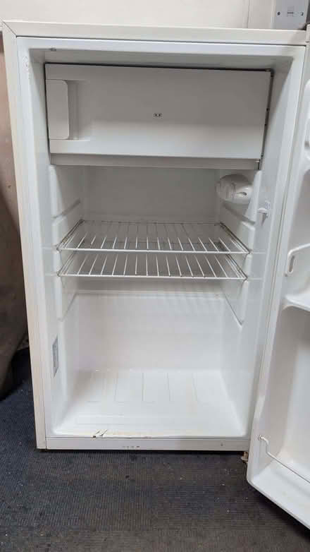 Photo of free Fridge (Bethesda LL57) #3