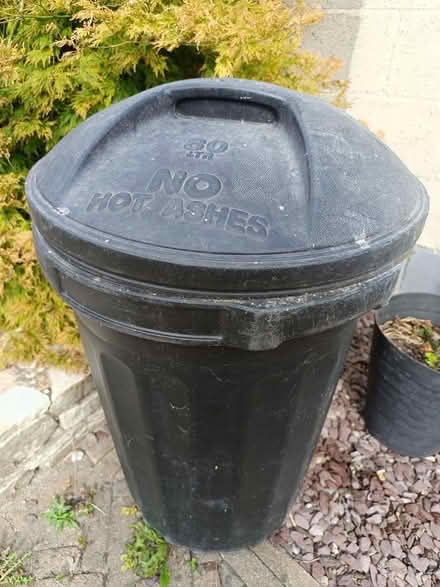 Photo of free Plastic garden bin with lid 80ltr (North Dublin Fairview/Clontarf) #1