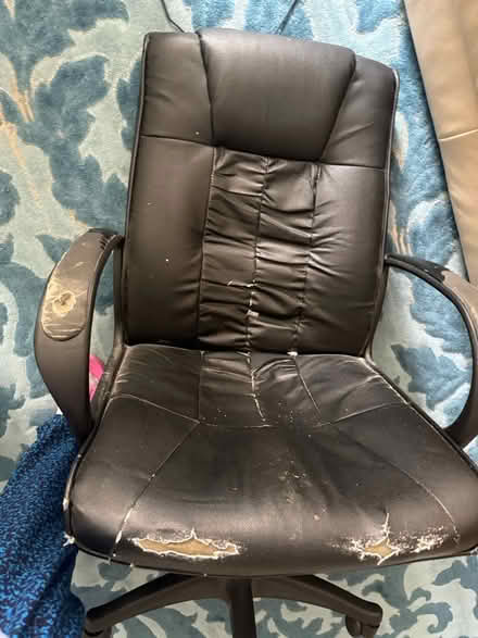 Photo of free Office chair (Riddlesden BD20) #1
