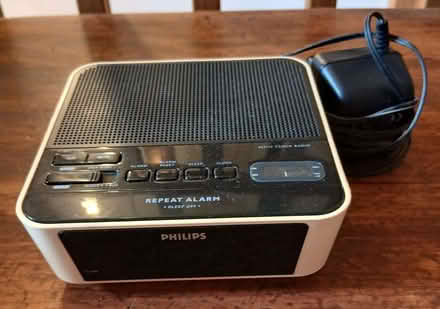 Photo of free Radio Alarm/clock (Wirksworth DE4) #1