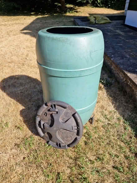 Photo of free water butt (Old Town HP2) #3